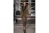 Костюм с леопардовым принтом  Moschino Cheap & Chic