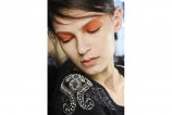 Оранжевые тени на показе Dries Van Noten