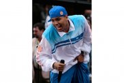 Chris Brown в костюме Sergio Tacchini